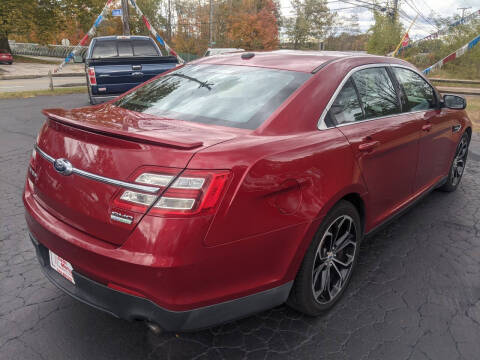 2013 Ford Taurus SHO