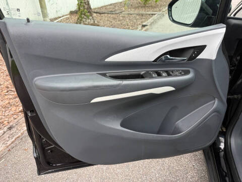 2017 Chevrolet Bolt EV LT