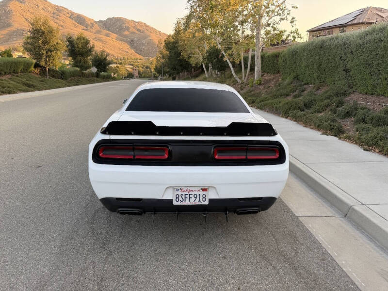 2017 Dodge Challenger SXT