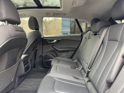 2019 Audi Q8 quattro Premium Plus 55 TFSI