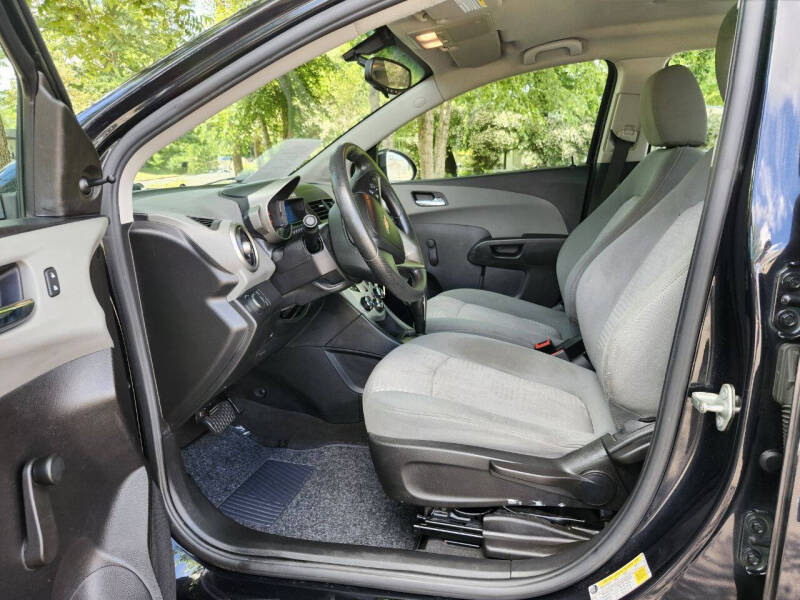 2014 Chevrolet Sonic LS Auto