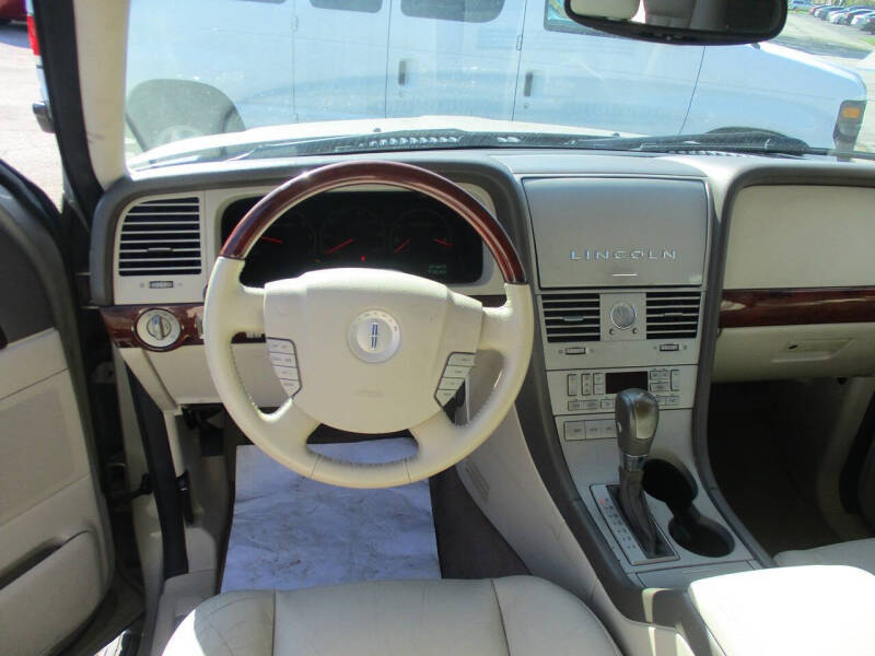 2004 Lincoln Aviator Luxury