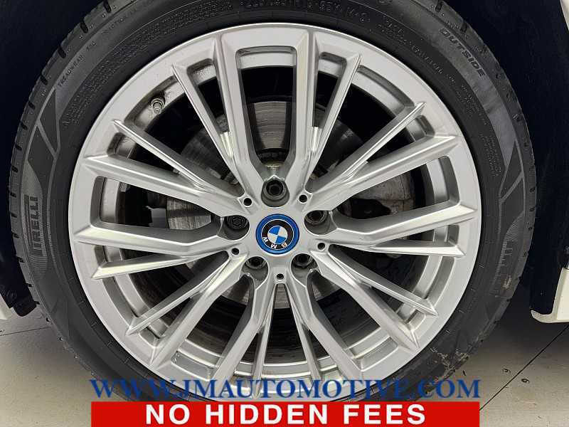 2023 BMW 3 Series 330e xDrive