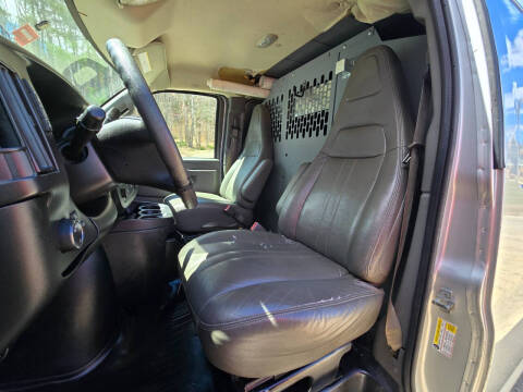 2017 Chevrolet Express 2500