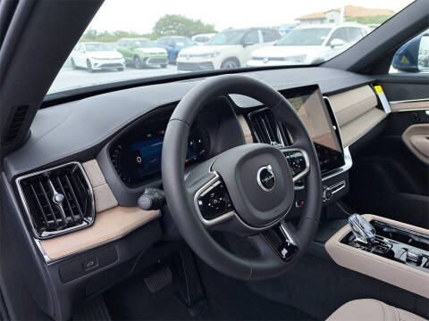 2026 Volvo XC90 B5 Core