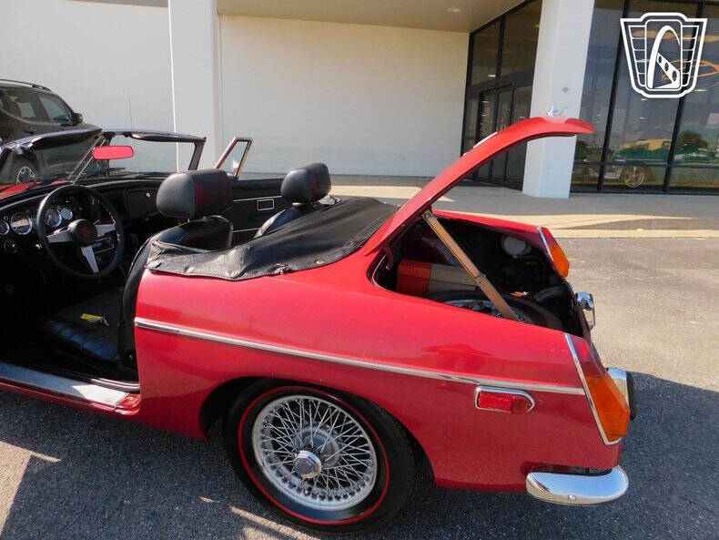 1974 MG B