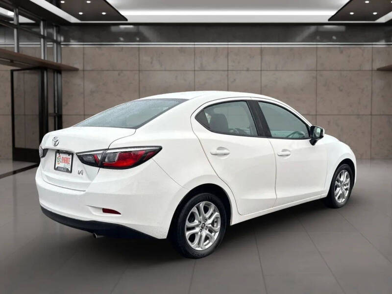 2017 Toyota Yaris iA