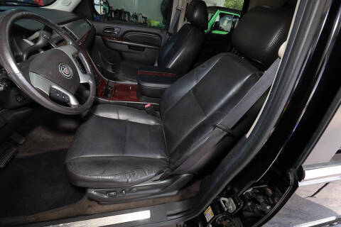 2011 Cadillac Escalade Premium