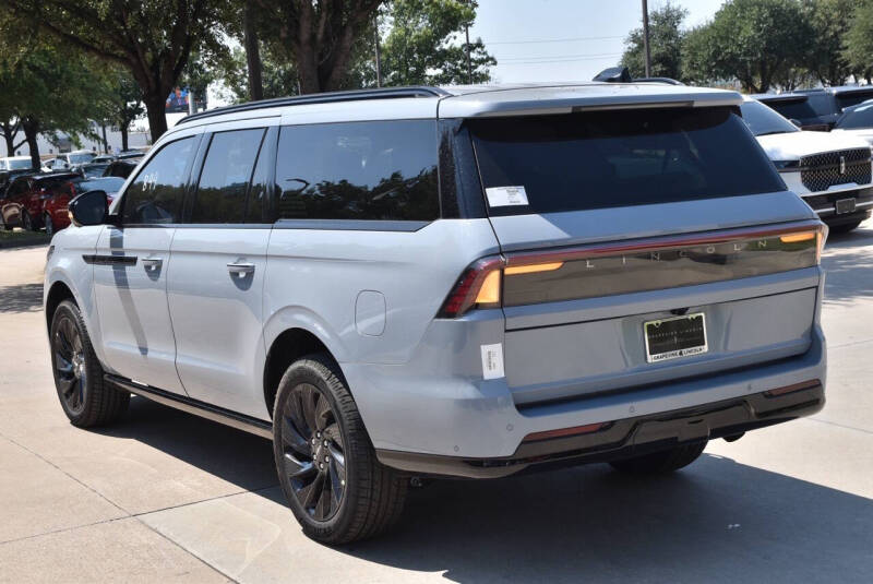 2025 Lincoln Navigator L Reserve