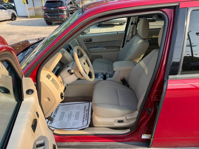 2011 Ford Escape XLT