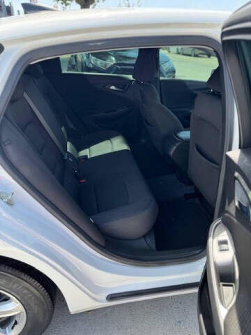 2022 Chevrolet Malibu LS