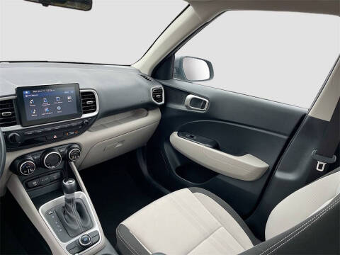 2024 Hyundai Venue SEL