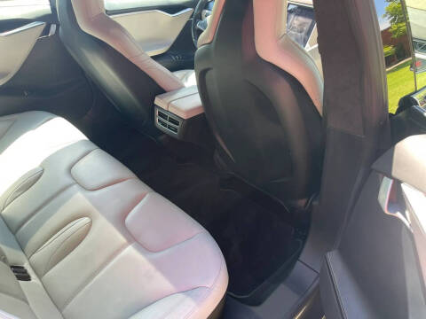 2016 Tesla Model S