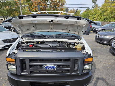 2014 Ford E-Series E-150