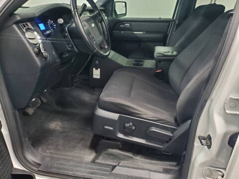 2017 Ford Expedition XL Fleet