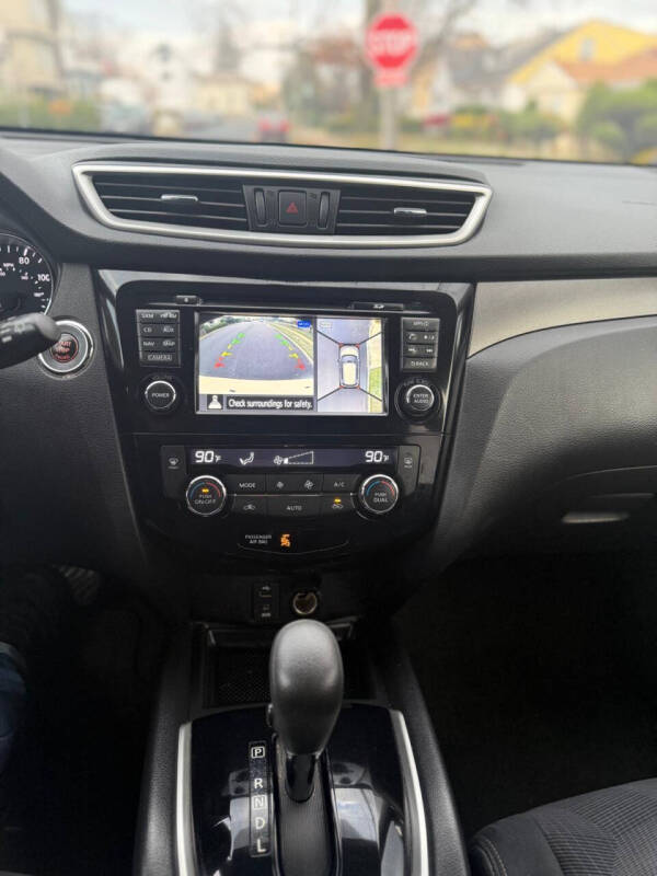 2015 Nissan Rogue SV