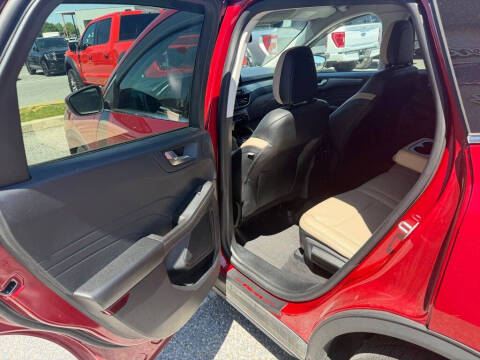2021 Ford Escape Titanium
