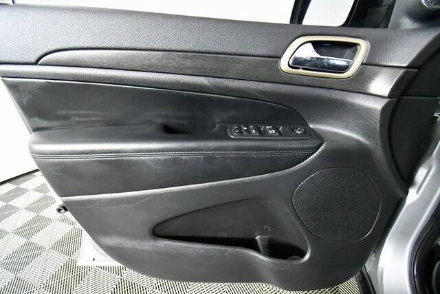 2017 Jeep Grand Cherokee Laredo