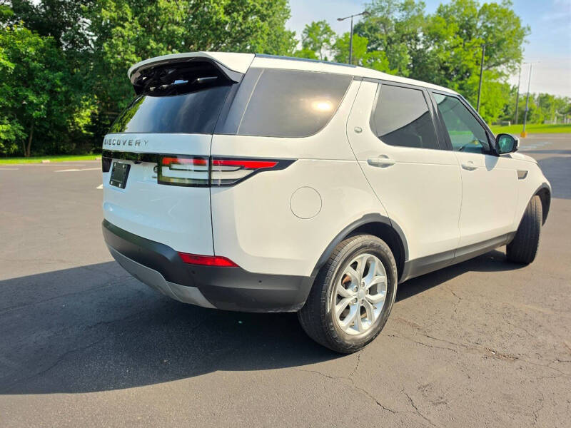 2020 Land Rover Discovery SE