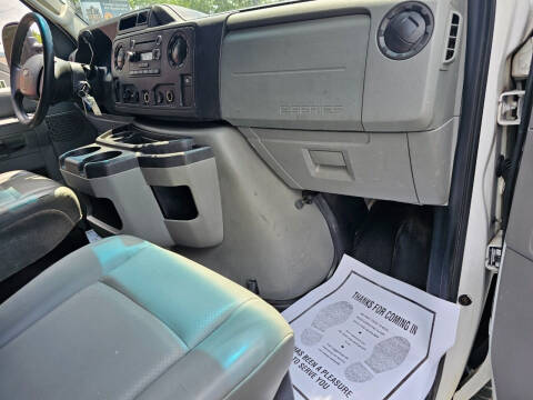 2011 Ford E-Series E-150