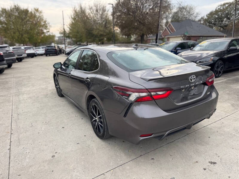 2023 Toyota Camry SE Nightshade