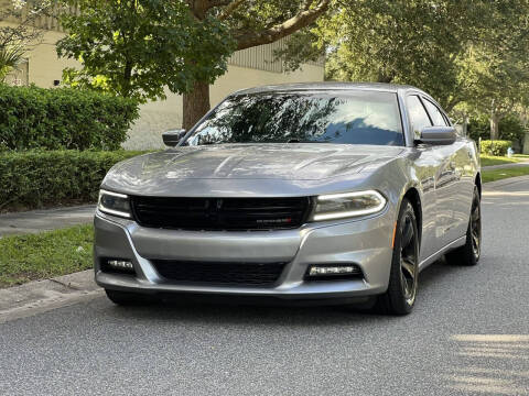 2016 Dodge Charger SXT