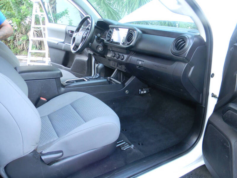 2021 Toyota Tacoma SR