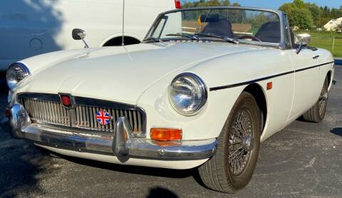 1969 MG B for sale at CARuso Classic Cars in Tampa FL