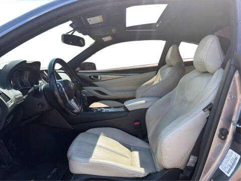 2017 Infiniti Q60