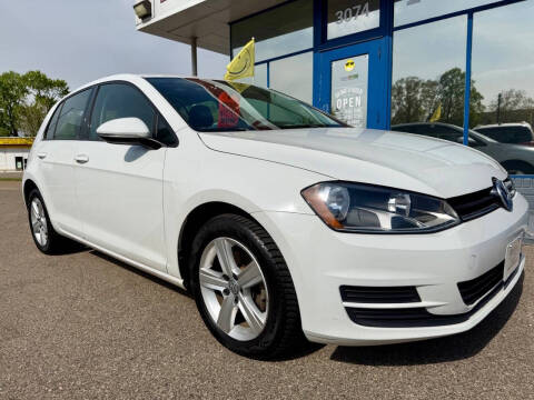 2015 Volkswagen Golf TDI S