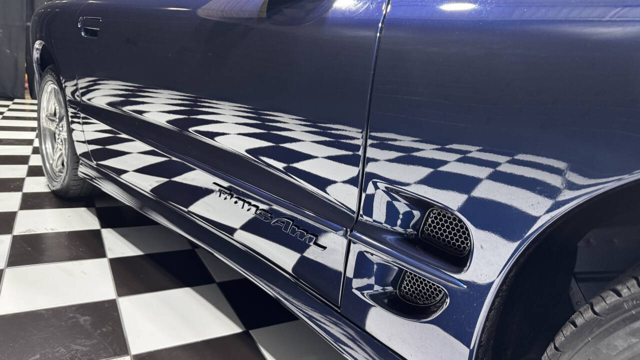 1999 Pontiac Firebird 23