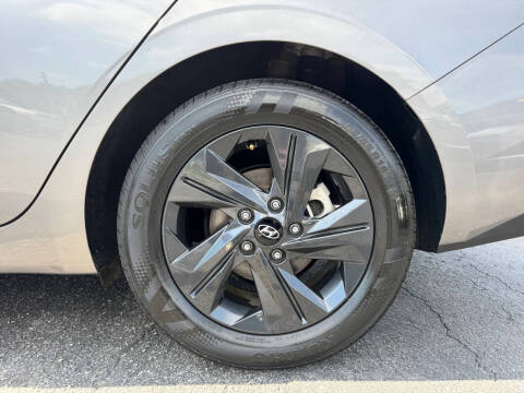 2023 Hyundai Elantra