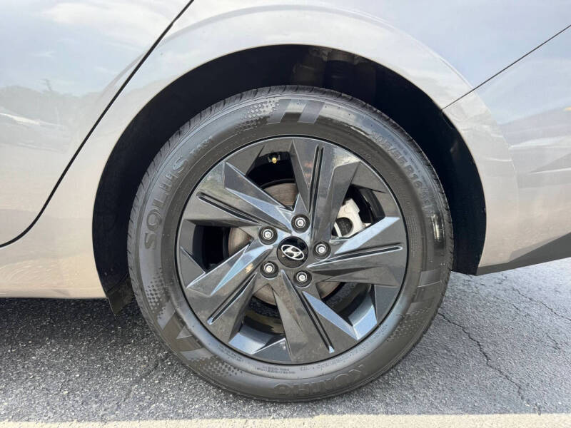 2023 Hyundai Elantra