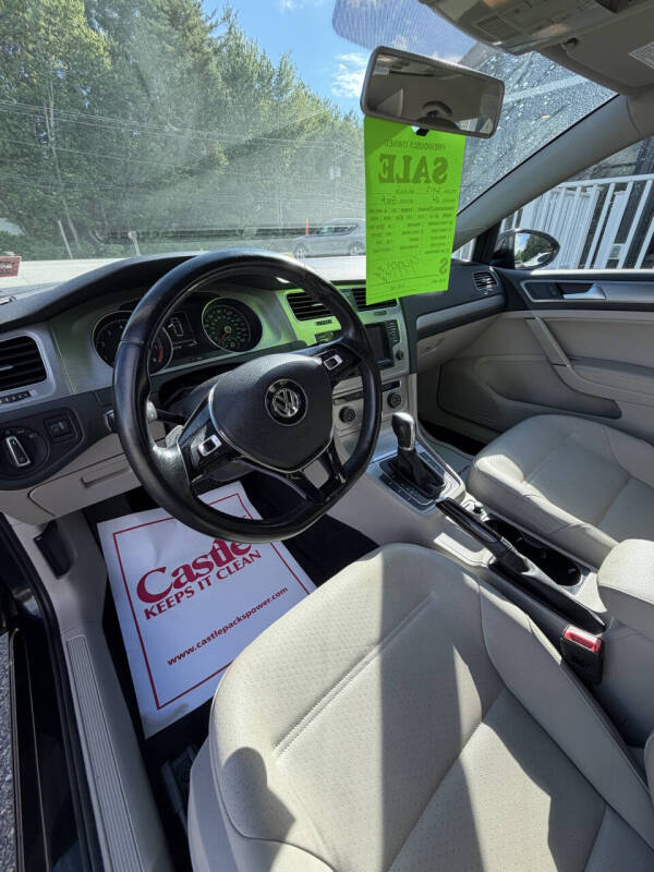 2015 Volkswagen Golf TSI S