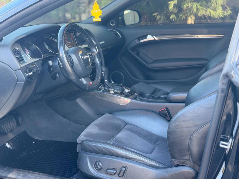 2011 Audi S5 4.2 quattro Prestige