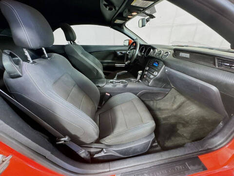 2015 Ford Mustang V6