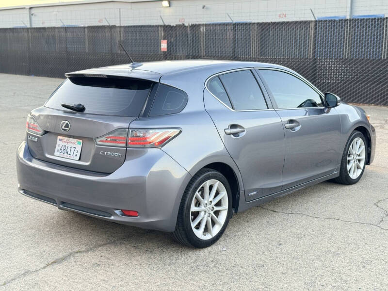 2013 Lexus CT 200h