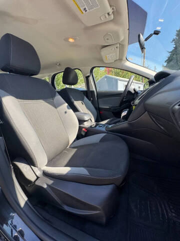 2014 Ford Focus SE