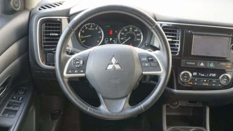 2015 Mitsubishi Outlander SE