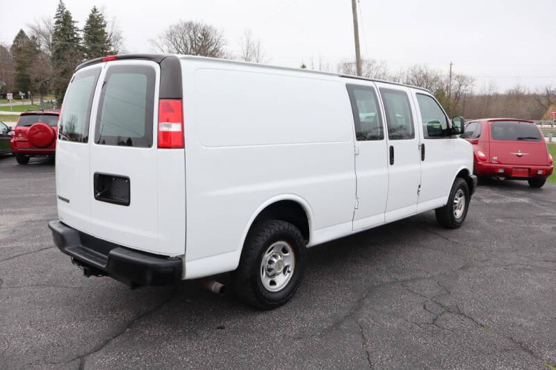 2020 Chevrolet Express 2500