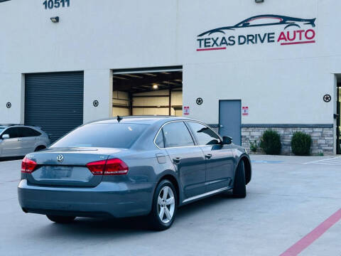 2014 Volkswagen Passat 1.8T S