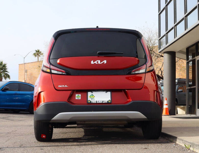 2024 Kia Soul LX