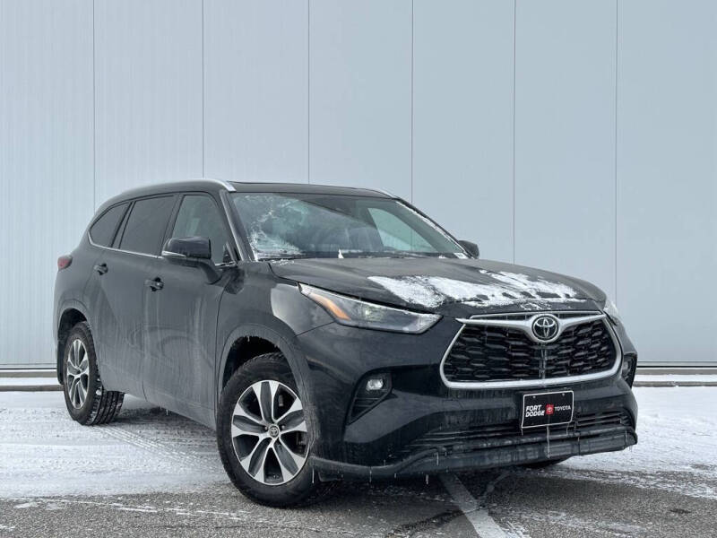 2023 Toyota Highlander XLE