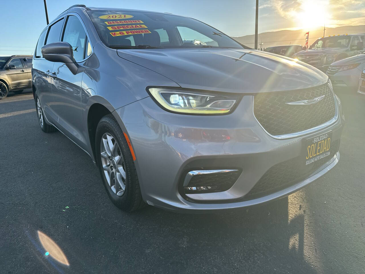 Silver 2021 Chrysler Pacifica Touring Touring 4dr Mini-Van 2