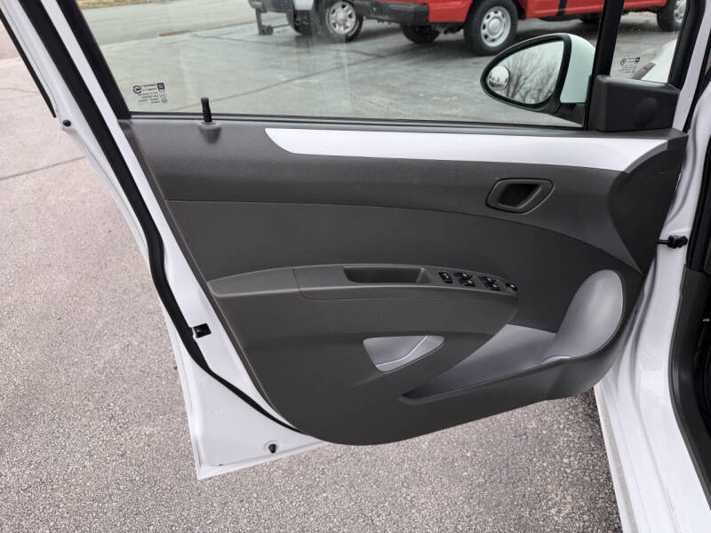 2016 Chevrolet Spark EV 2LT