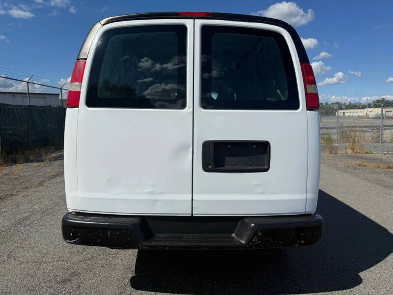 2016 Chevrolet Express 2500