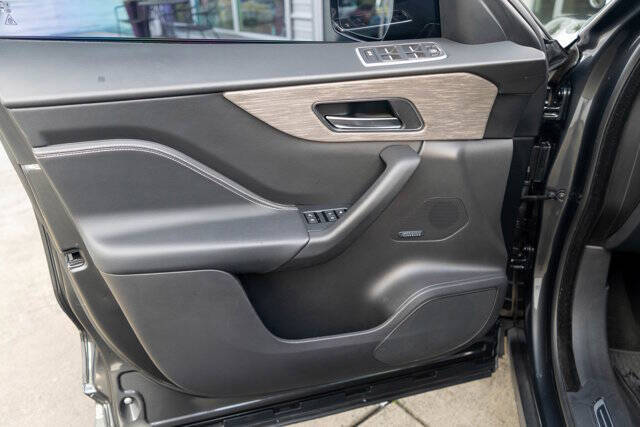 2017 Jaguar F-PACE S