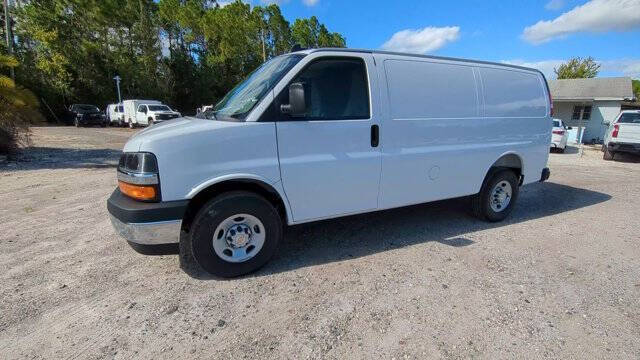 2025 Chevrolet Express 2500