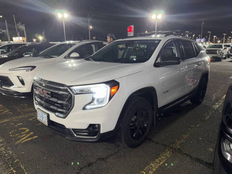 2023 GMC Terrain AT4