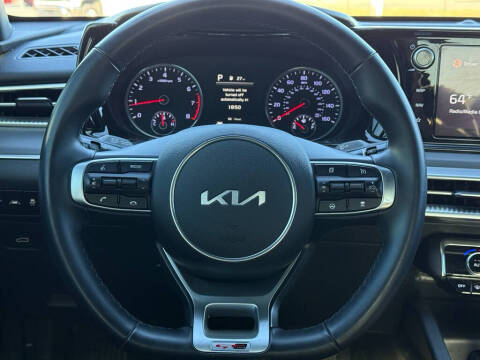 2022 Kia K5
